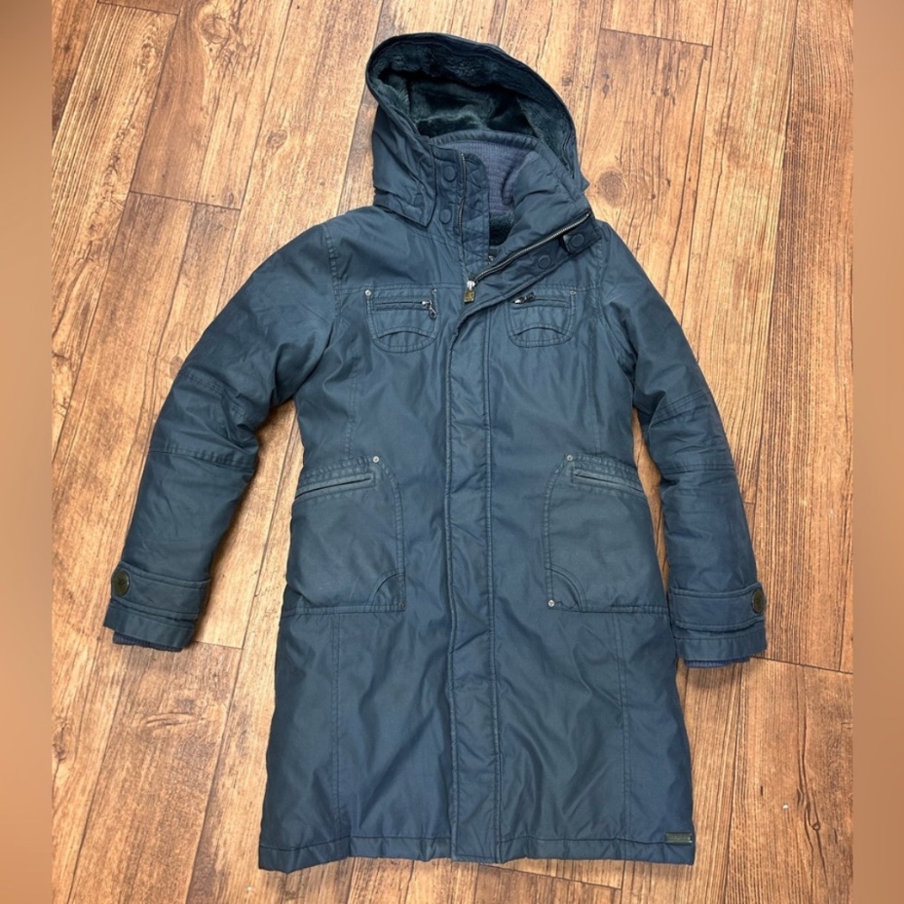 TNA Aritzia medium grey zip up hooded winter coat